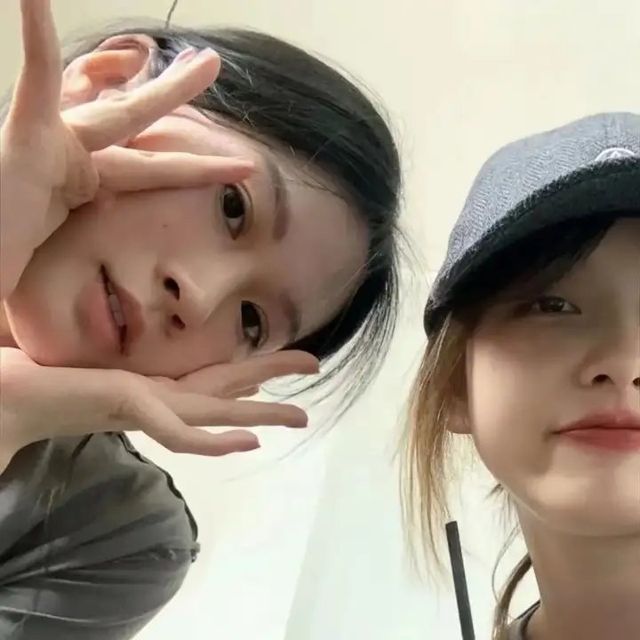 播音台的姊妹花